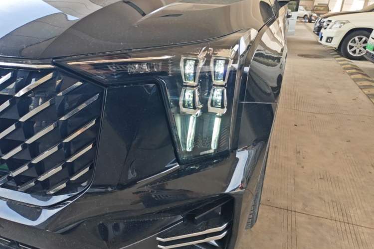 Used GAC Trumpchi GS8 2022 Linghang Series 2.0 TGDI Two-Wheel-Drive Luxury Smart Connectivity Version (7 Seats) Left Front Headlight