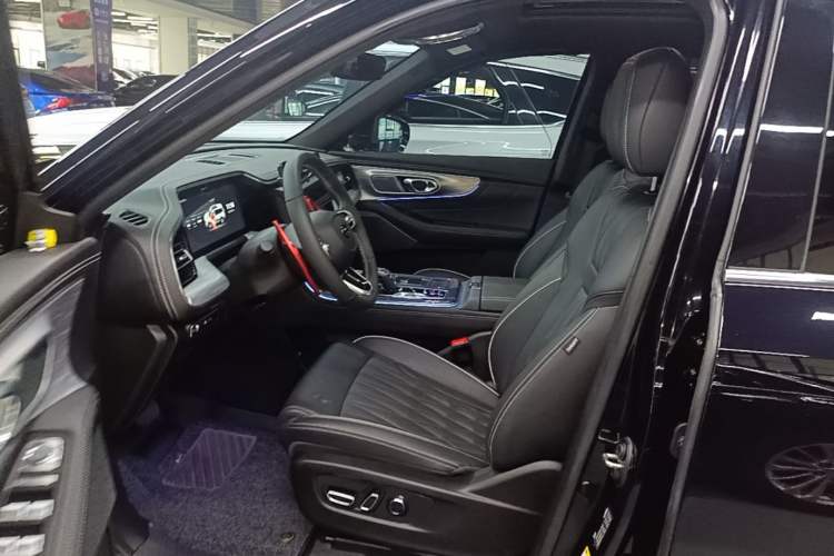 Used GAC Trumpchi GS8 2022 Flagship Series 2.0 TGDI Four-Wheel Drive Luxury Smart Connectivity Version (7 Seats) Left Front Seat