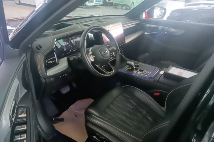 Used GAC Trumpchi GS8 2022 Dual-Engine Series 2.0TM Two-Wheel Drive Prestige Edition (7 Seats) Left Front Seat