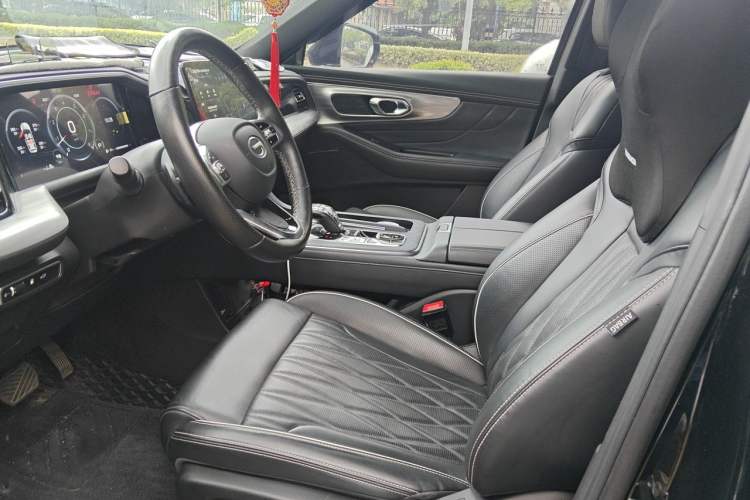 Used GAC Trumpchi GS8 2022 Linghang Series 2.0 TGDI Two-Wheel-Drive Luxury Smart Connectivity Version (7 Seats) Left Front Seat