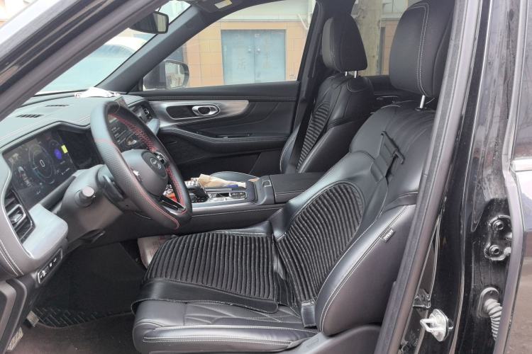 Used GAC Trumpchi GS8 2022 Linghang Series 2.0 TGDI Two-Wheel-Drive Luxury Smart Connectivity Version (7 Seats) Left Front Seat