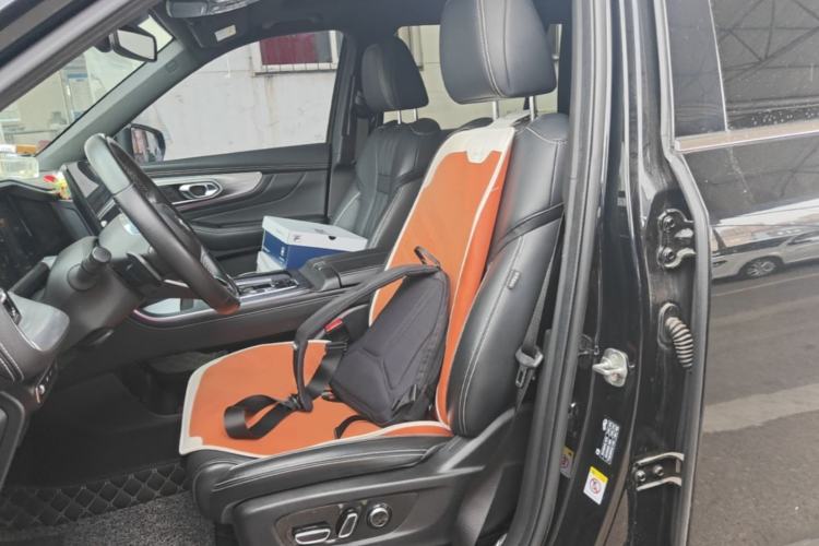 Used GAC Trumpchi GS8 2022 Linghang Series 2.0 TGDI Two-Wheel-Drive Luxury Smart Connectivity Version (7 Seats) Left Front Seat