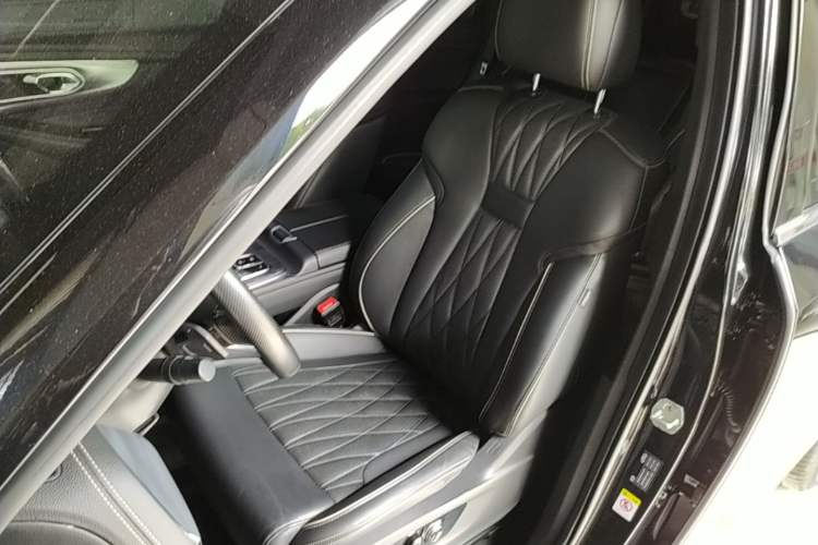 Used GAC Trumpchi GS8 2022 Linghang Series 2.0 TGDI Two-Wheel-Drive Luxury Smart Connectivity Version (7 Seats) Left Front Seat