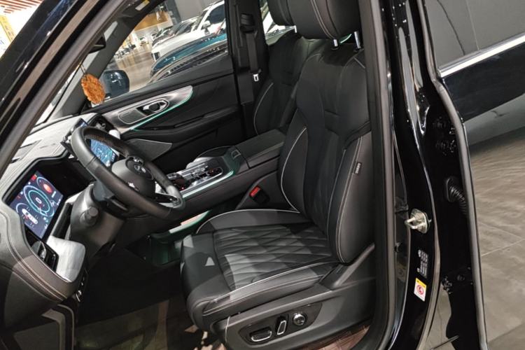 Used GAC Trumpchi GS8 2022 Flagship Series 2.0 TGDI Four-Wheel Drive Luxury Smart Connectivity Version (7 Seats) Left Front Seat