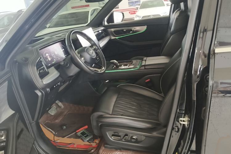 Used GAC Trumpchi GS8 2022 Dual-Engine Series 2.0TM Two-Wheel Drive Prestige Edition (7 Seats) Left Front Seat