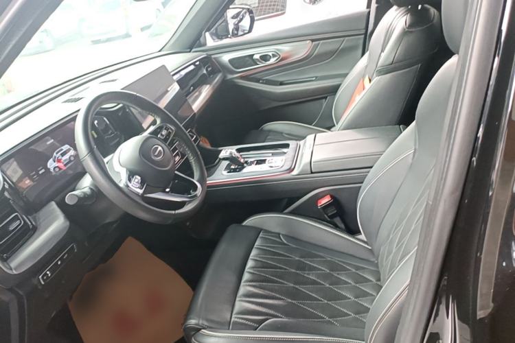 Used GAC Trumpchi GS8 2022 Linghang Series 2.0 TGDI Two-Wheel-Drive Luxury Smart Connectivity Version (7 Seats) Left Front Seat