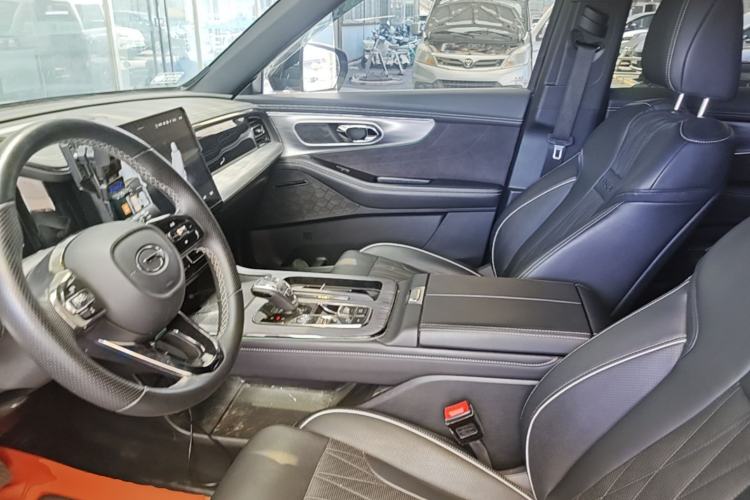 Used GAC Trumpchi GS8 2022 Dual-Engine Series 2.0TM Two-Wheel Drive Prestige Edition (7 Seats) Left Front Seat