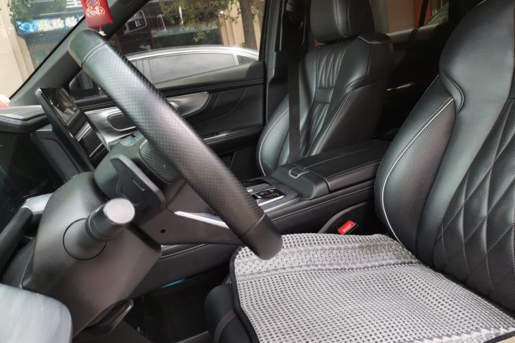 Used GAC Trumpchi GS8 2022 Flagship Series 2.0 TGDI Four-Wheel Drive Luxury Smart Connectivity Version (7 Seats) Left Front Seat