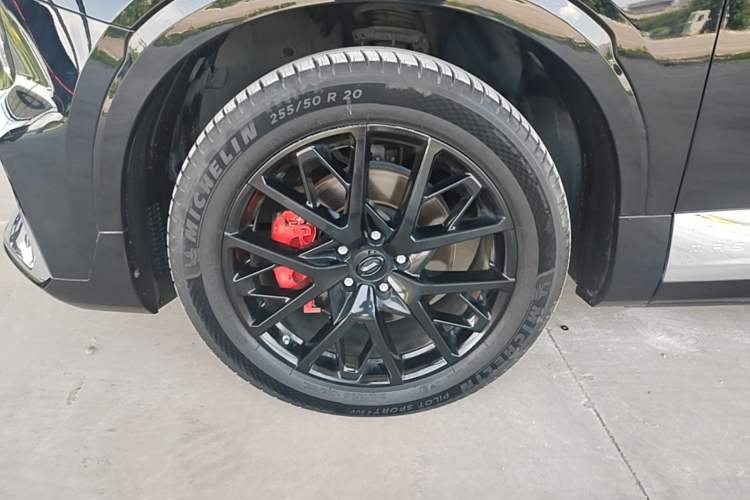 Used GAC Trumpchi GS8 2022 Dual-Engine Series 2.0TM Two-Wheel Drive Prestige Edition (7 Seats) Left Front Wheel Hub