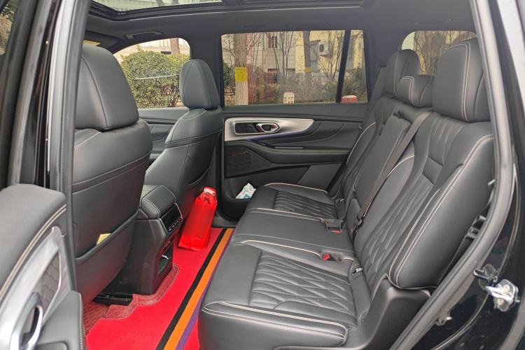 Used GAC Trumpchi GS8 2022 Linghang Series 2.0 TGDI Two-Wheel-Drive Luxury Smart Connectivity Version (7 Seats) Left Rear Seat