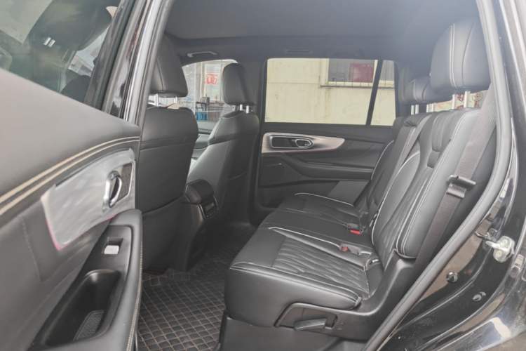 Used GAC Trumpchi GS8 2022 Linghang Series 2.0 TGDI Two-Wheel-Drive Luxury Smart Connectivity Version (7 Seats) Left Rear Seat