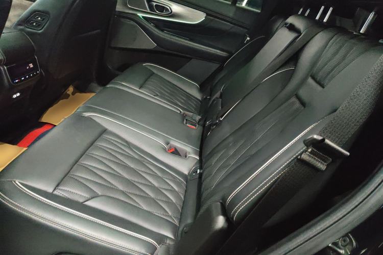 Used GAC Trumpchi GS8 2022 Flagship Series 2.0 TGDI Two-Wheel-Drive Prestige Edition (7 Seats) Left Rear Seat