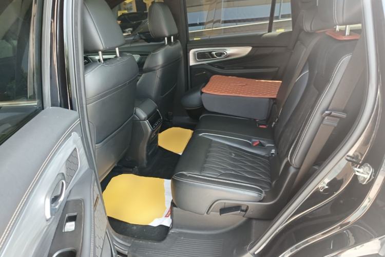 Used GAC Trumpchi GS8 2022 Linghang Series 2.0 TGDI Two-Wheel-Drive Luxury Smart Connectivity Version (7 Seats) Left Rear Seat