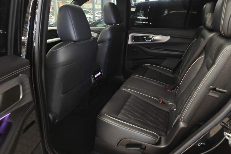 Used GAC Trumpchi GS8 2022 Linghang Series 2.0 TGDI Two-Wheel-Drive Luxury Smart Connectivity Version (7 Seats) Left Rear Seat
