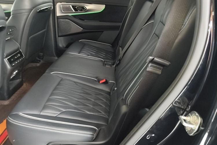 Used GAC Trumpchi GS8 2022 Flagship Series 2.0 TGDI Four-Wheel Drive Supreme Edition (7 Seats) Left Rear Seat