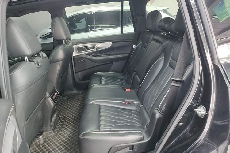 Used GAC Trumpchi GS8 2022 Linghang Series 2.0 TGDI Two-Wheel-Drive Luxury Smart Connectivity Version (7 Seats) Left Rear Seat