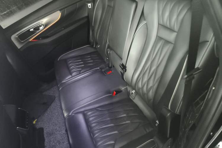 Used GAC Trumpchi GS8 2022 Linghang Series 2.0 TGDI Two-Wheel-Drive Luxury Smart Connectivity Version (7 Seats) Left Rear Seat