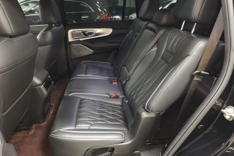 Used GAC Trumpchi GS8 2022 Flagship Series 2.0 TGDI Four-Wheel Drive Luxury Smart Connectivity Version (7 Seats) Left Rear Seat