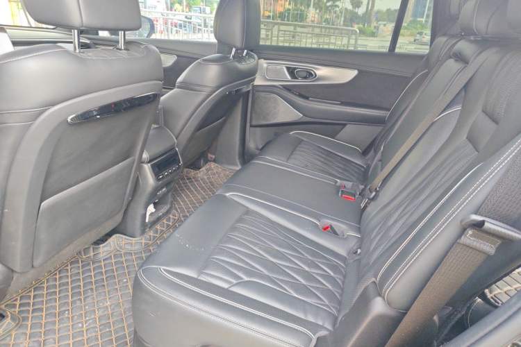 Used GAC Trumpchi GS8 2022 Double-Energy Series 2.0TM Four-Wheel Drive Premium Edition (7 Seats) Left Rear Seat
