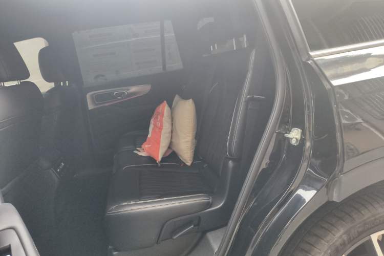 Used GAC Trumpchi GS8 2022 Linghang Series 2.0 TGDI Two-Wheel-Drive Luxury Smart Connectivity Version (7 Seats) Left Rear Seat