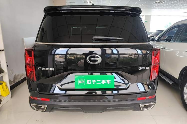 Used GAC Trumpchi GS8 2022 Linghang Series 2.0 TGDI Two-Wheel-Drive Luxury Smart Connectivity Version (7 Seats) Rear
