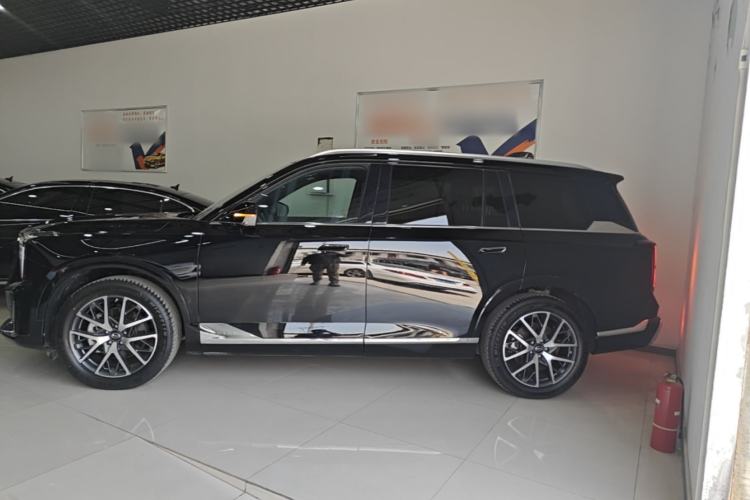 Used GAC Trumpchi GS8 2022 Dual-Engine Series 2.0TM Two-Wheel Drive Prestige Edition (7 Seats) Rear