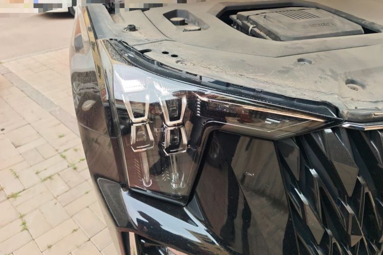 Used GAC Trumpchi GS8 2022 Double-Energy Series 2.0TM Four-Wheel Drive Premium Edition (7 Seats) Right Front Headlight