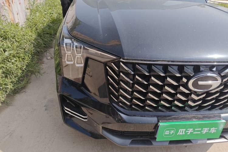 Used GAC Trumpchi GS8 2022 Flagship Series 2.0 TGDI Two-Wheel-Drive Prestige Edition (7 Seats) Right Front Headlight