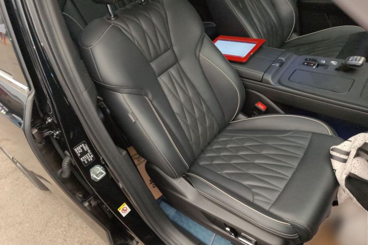 Used GAC Trumpchi GS8 2022 Linghang Series 2.0 TGDI Two-Wheel-Drive Luxury Smart Connectivity Version (7 Seats) Right Front Seat