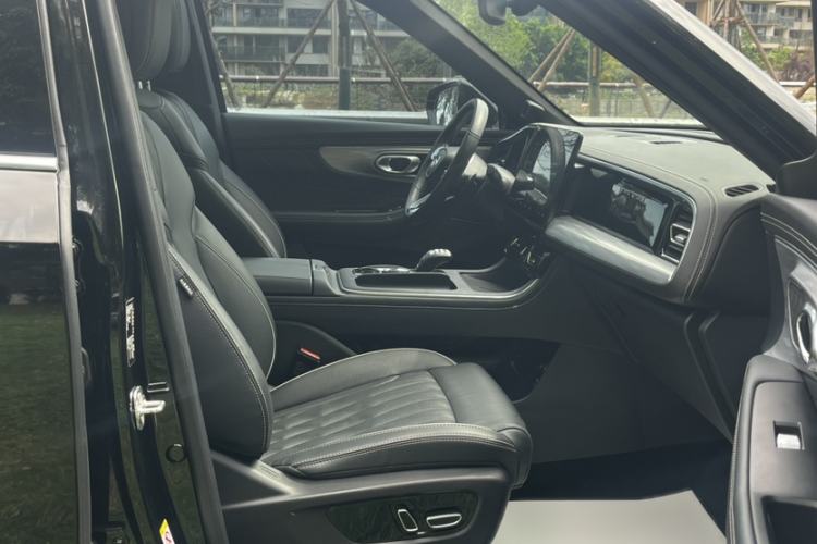 Used GAC Trumpchi GS8 2022 Linghang Series 2.0 TGDI Two-Wheel-Drive Luxury Smart Connectivity Version (7 Seats) Right Front Seat
