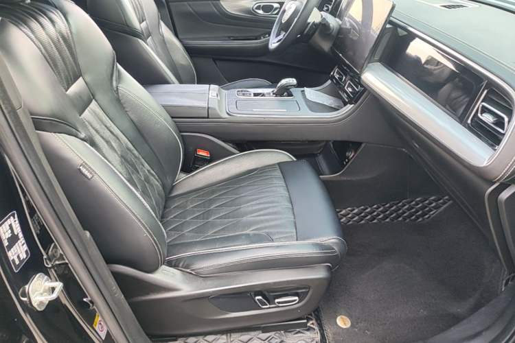 Used GAC Trumpchi GS8 2022 Linghang Series 2.0 TGDI Two-Wheel-Drive Luxury Smart Connectivity Version (7 Seats) Right Front Seat