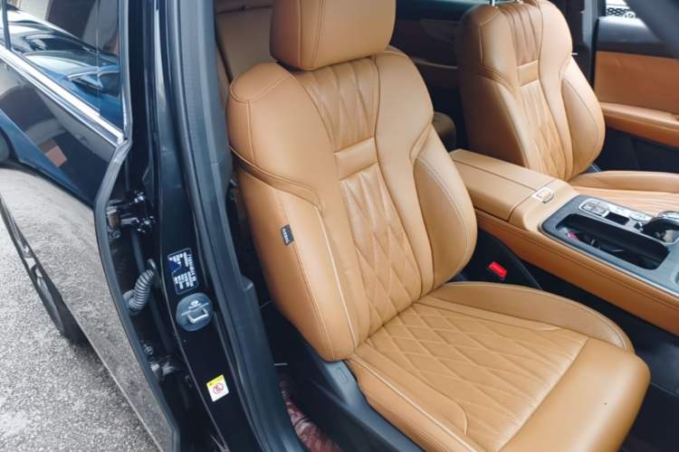 Used GAC Trumpchi GS8 2022 Linghang Series 2.0 TGDI Two-Wheel-Drive Luxury Smart Connectivity Version (7 Seats) Right Front Seat