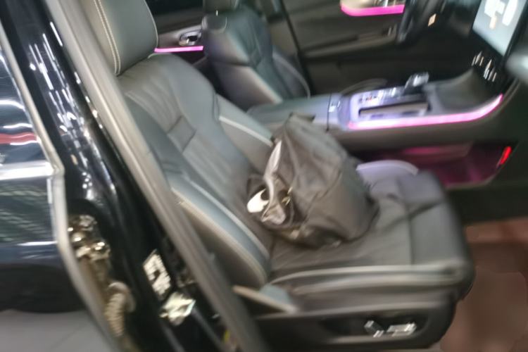 Used GAC Trumpchi GS8 2022 Linghang Series 2.0 TGDI Two-Wheel-Drive Luxury Smart Connectivity Version (7 Seats) Right Front Seat