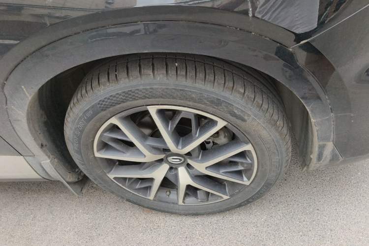 Used GAC Trumpchi GS8 2022 Double-Energy Series 2.0TM Four-Wheel Drive Premium Edition (7 Seats) Right Front Wheel Hub