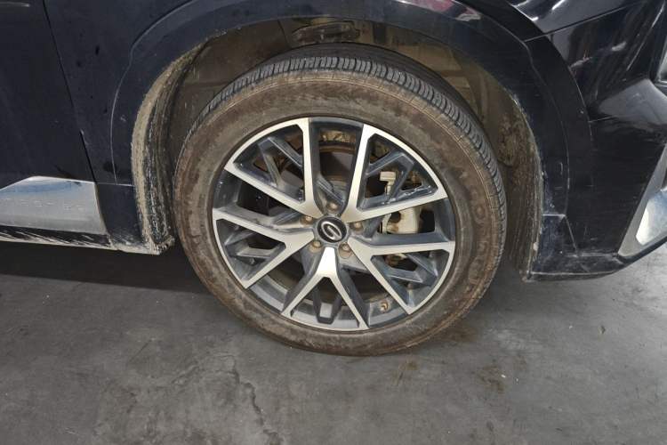 Used GAC Trumpchi GS8 2022 Double-Energy Series 2.0TM Four-Wheel Drive Premium Edition (7 Seats) Right Front Wheel Hub