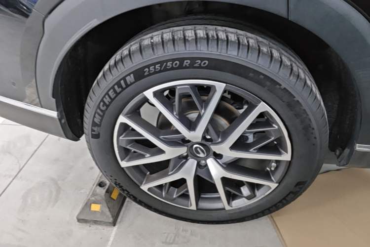 Used GAC Trumpchi GS8 2022 Flagship Series 2.0 TGDI Two-Wheel-Drive Prestige Edition (7 Seats) Right Rear Wheel Hub