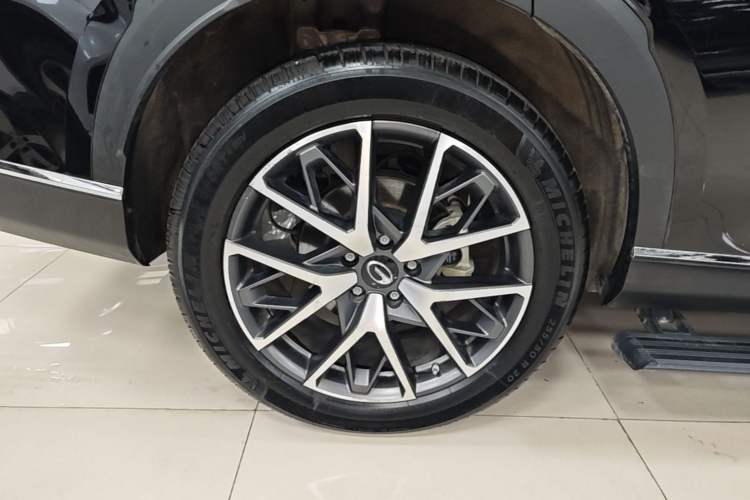 Used GAC Trumpchi GS8 2022 Flagship Series 2.0 TGDI Four-Wheel Drive Luxury Smart Connectivity Version (7 Seats) Right Rear Wheel Hub