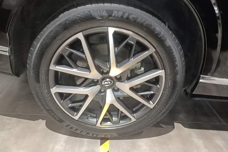 Used GAC Trumpchi GS8 2022 Double-Energy Series 2.0TM Two-Wheel Drive Prestige Edition (6 Seats) Right Rear Wheel Hub