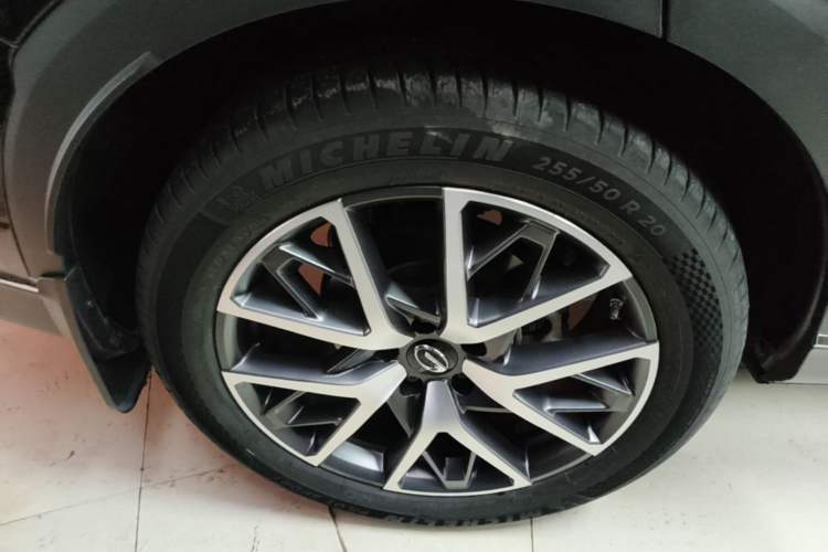 Used GAC Trumpchi GS8 2022 Linghang Series 2.0 TGDI Two-Wheel-Drive Luxury Smart Connectivity Version (7 Seats) Right Rear Wheel Hub