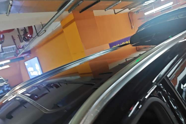 Used GAC Trumpchi GS8 2022 Linghang Series 2.0 TGDI Two-Wheel-Drive Luxury Smart Connectivity Version (7 Seats) Roof