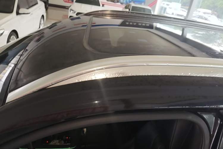 Used GAC Trumpchi GS8 2022 Dual-Engine Series 2.0TM Two-Wheel Drive Prestige Edition (7 Seats) Roof