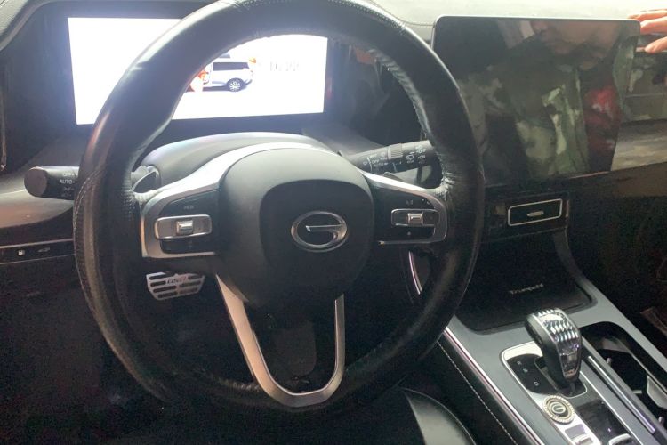 Used GAC Trumpchi GS8 2022 Flagship Series 2.0 TGDI Four-Wheel Drive Luxury Smart Connectivity Version (7 Seats) Steering Wheel