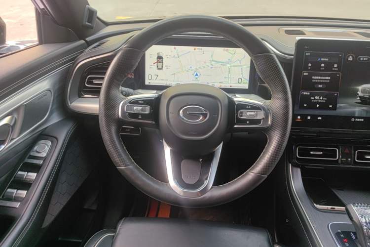 Used GAC Trumpchi GS8 2022 Flagship Series 2.0 TGDI Two-Wheel-Drive Prestige Edition (7 Seats) Steering Wheel