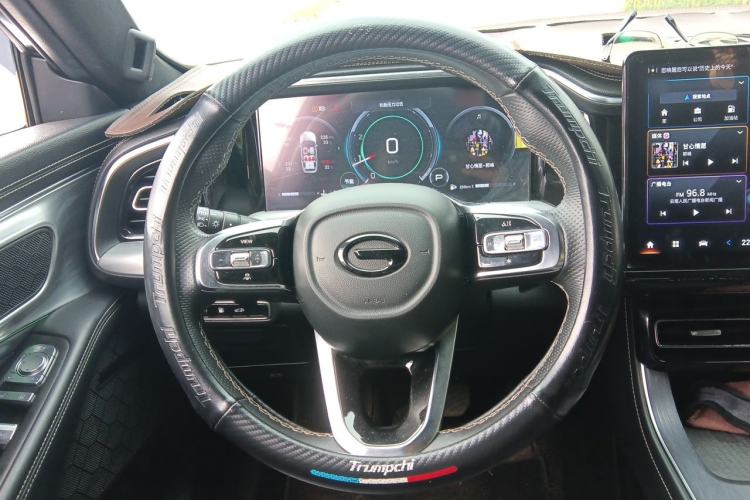 Used GAC Trumpchi GS8 2022 Linghang Series 2.0 TGDI Two-Wheel-Drive Luxury Smart Connectivity Version (7 Seats) Steering Wheel