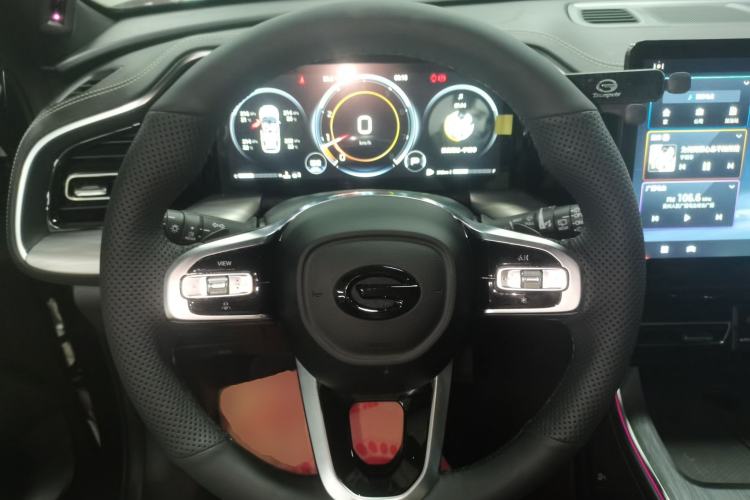 Used GAC Trumpchi GS8 2022 Linghang Series 2.0 TGDI Two-Wheel-Drive Luxury Smart Connectivity Version (7 Seats) Steering Wheel