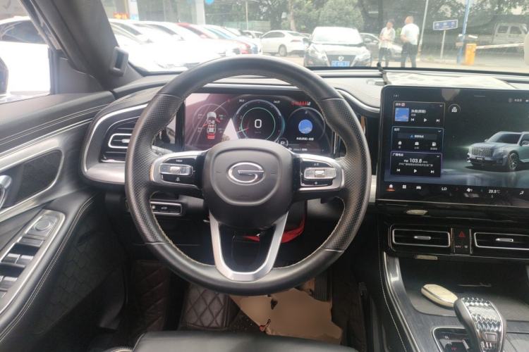Used GAC Trumpchi GS8 2022 Linghang Series 2.0 TGDI Two-Wheel-Drive Luxury Smart Connectivity Version (7 Seats) Steering Wheel