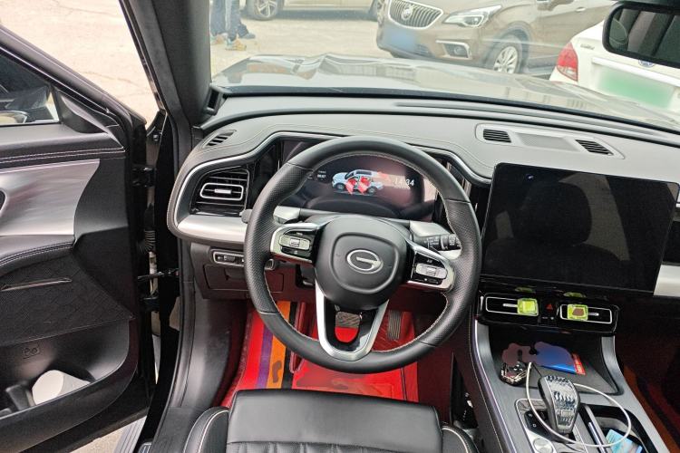 Used GAC Trumpchi GS8 2022 Linghang Series 2.0 TGDI Two-Wheel-Drive Luxury Smart Connectivity Version (7 Seats) Steering Wheel