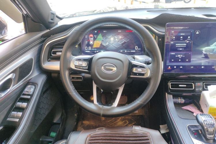 Used GAC Trumpchi GS8 2022 Linghang Series 2.0 TGDI Two-Wheel-Drive Luxury Smart Connectivity Version (7 Seats) Steering Wheel