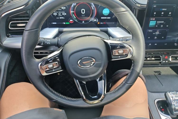 Used GAC Trumpchi GS8 2022 Dual-Engine Series 2.0TM Two-Wheel Drive Prestige Edition (7 Seats) Steering Wheel