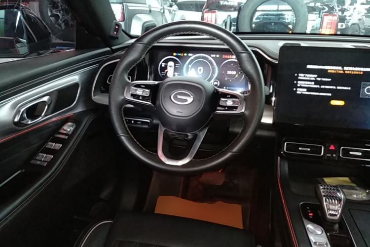 Used GAC Trumpchi GS8 2022 Linghang Series 2.0 TGDI Two-Wheel-Drive Luxury Smart Connectivity Version (7 Seats) Steering Wheel